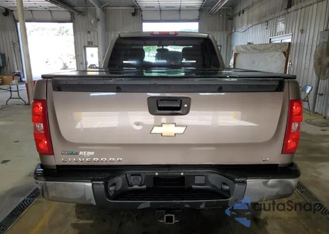 2011 Chevrolet Silverado K1500 Lt from USA, damaged, VIN 1GCRKSE38BZ317183